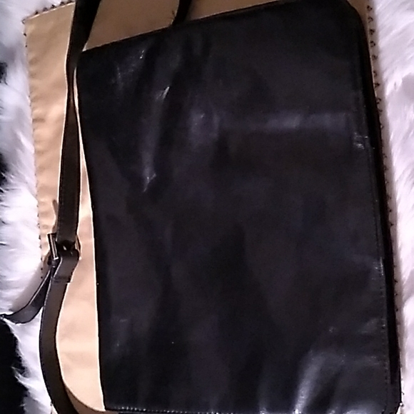 WILSON'S LEATHER PURSE/BAG BLACK VINTAGE - Picture 2 of 11